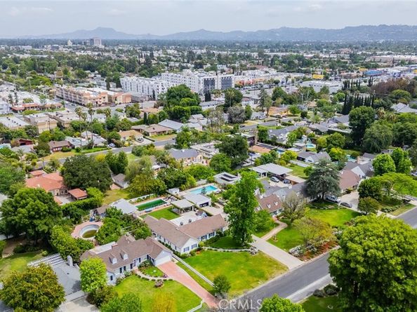 6616 Langdon Avenue, Van Nuys CA 91406