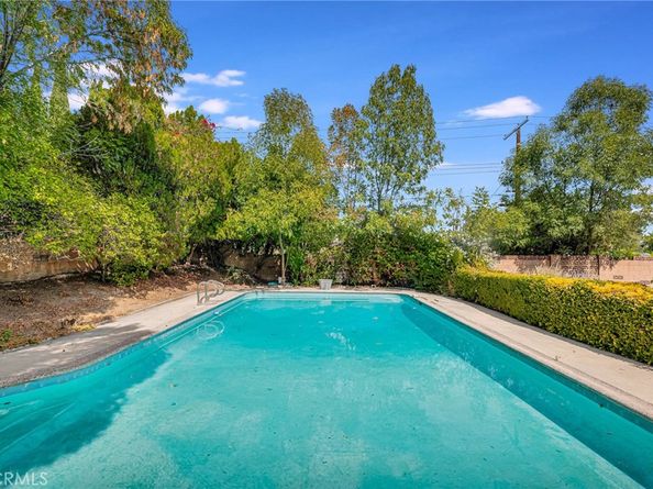 8374 Sausalito Avenue, West Hills CA 91304