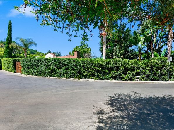 11265 Sunshine Terrace, Studio City CA 91604