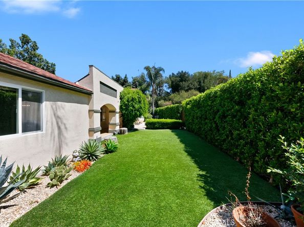 11265 Sunshine Terrace, Studio City CA 91604