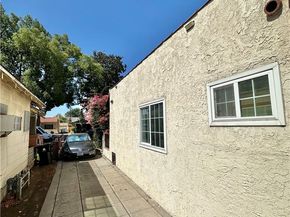 3223 Perlita Avenue, Los Angeles CA 90039