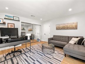 7600 Earldom Avenue, Playa Del Rey CA 90293