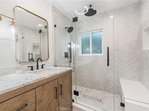 7600 Earldom Avenue, Playa Del Rey CA 90293