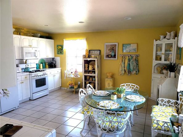 8110 Brownstone Street, Sunland CA 91040