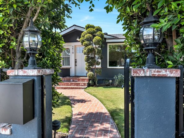 3410 Greensward Road, Los Angeles CA 90039