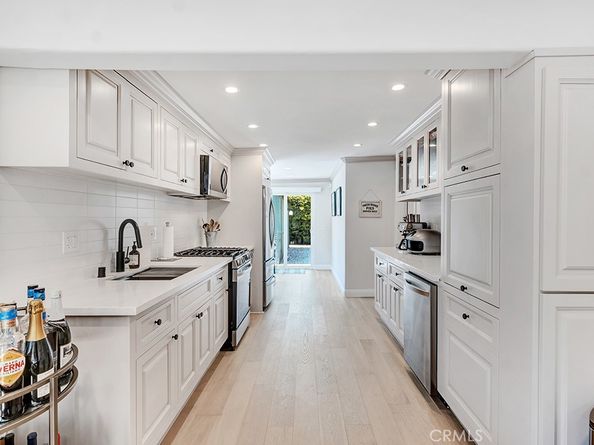 3410 Greensward Road, Los Angeles CA 90039