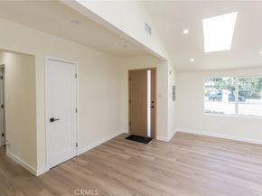 15724 Chase Street, North Hills CA 91343