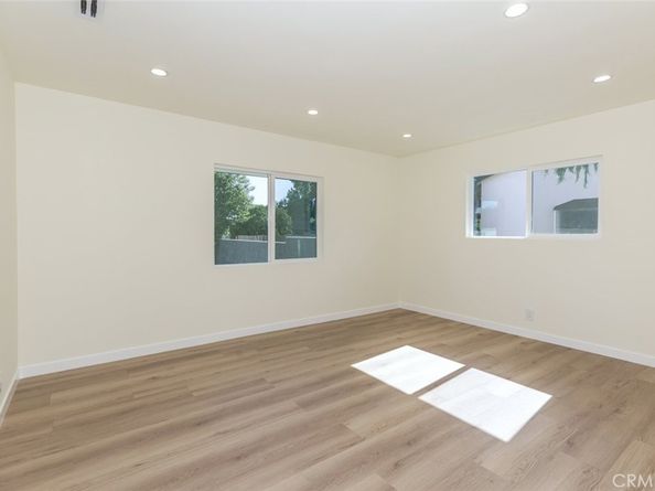 15724 Chase Street, North Hills CA 91343