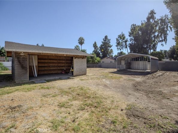 15724 Chase Street, North Hills CA 91343