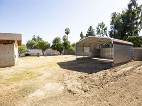 15724 Chase Street, North Hills CA 91343