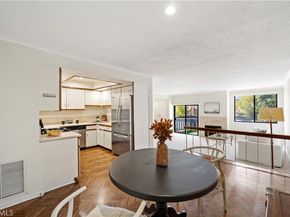 29125 Thousand Oaks Boulevard D, Agoura Hills CA 91301