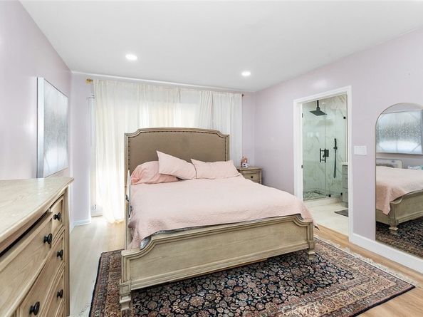 6608 Saint Clair Avenue, North Hollywood CA 91606