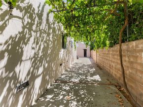 6608 Saint Clair Avenue, North Hollywood CA 91606