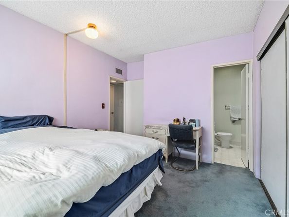 14560 Clark Street 215, Sherman Oaks CA 91411