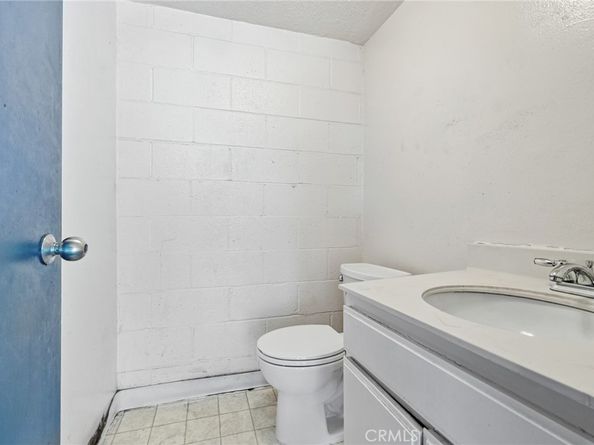 14560 Clark Street 215, Sherman Oaks CA 91411