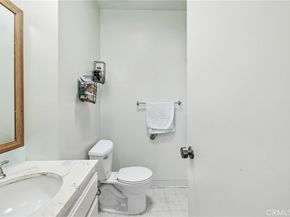 14560 Clark Street 215, Sherman Oaks CA 91411