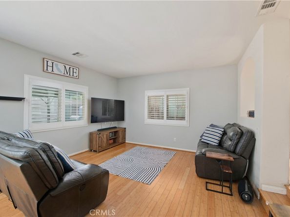 13748 Amanda Lane, Sylmar CA 91342