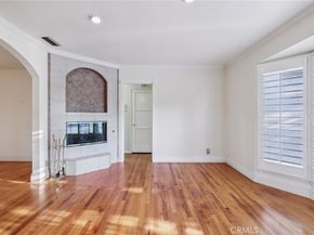 6542 Zelzah Avenue, Reseda CA 91335