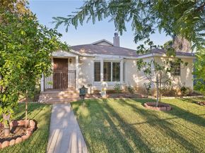 6542 Zelzah Avenue, Reseda CA 91335