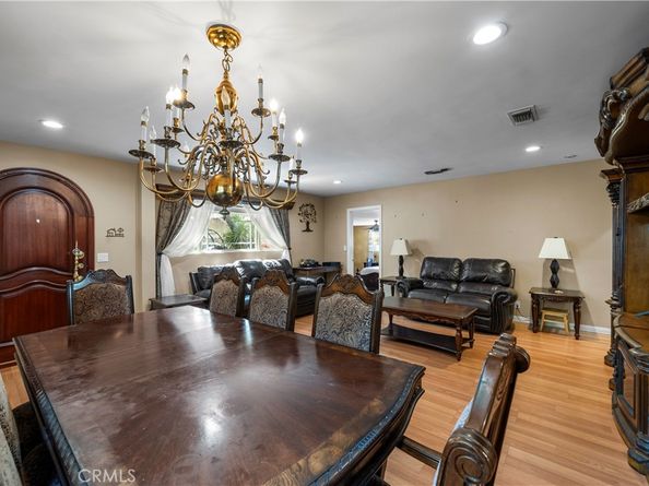 7300 Sylvia Avenue, Reseda CA 91335