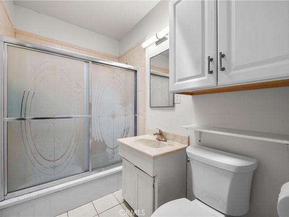 7300 Sylvia Avenue, Reseda CA 91335