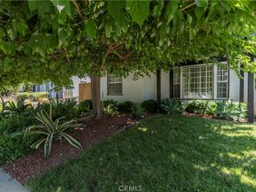 6640 De Celis, Lake Balboa CA 91406