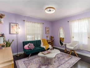 6640 De Celis, Lake Balboa CA 91406