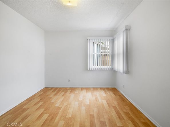 7646 De Soto Avenue, Canoga Park CA 91304