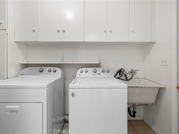 7646 De Soto Avenue, Canoga Park CA 91304