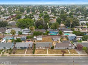 7646 De Soto Avenue, Canoga Park CA 91304