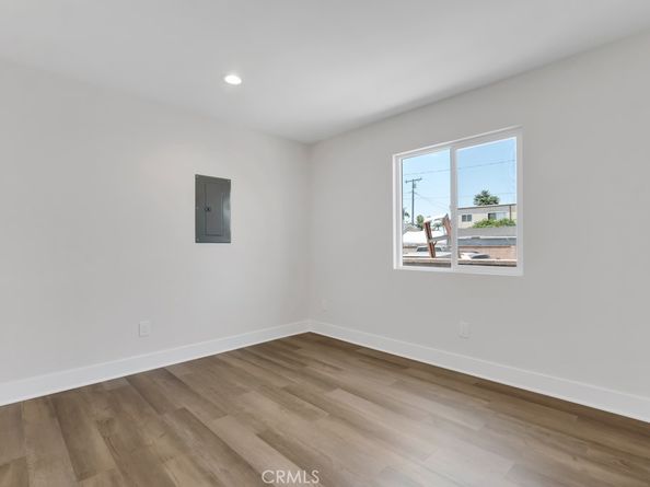 1234 W 89th Street, Los Angeles CA 90044