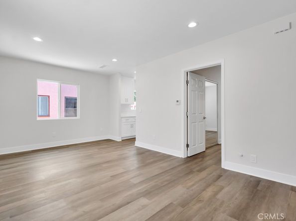 1234 W 89th Street, Los Angeles CA 90044