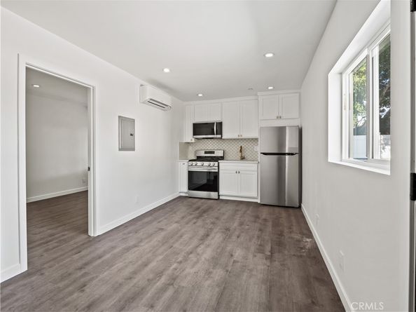 12511 125111/2 Haleh Lane, Sylmar CA 91342