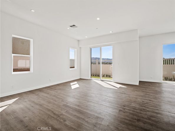 12511 125111/2 Haleh Lane, Sylmar CA 91342