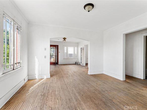 272 S Burlington Avenue, Los Angeles CA 90057