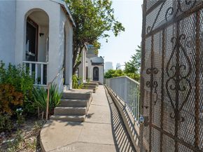272 S Burlington Avenue, Los Angeles CA 90057