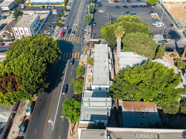 272 S Burlington Avenue, Los Angeles CA 90057