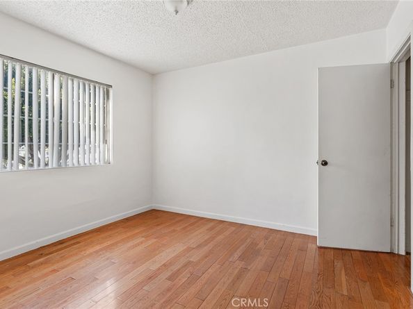 272 S Burlington Avenue, Los Angeles CA 90057