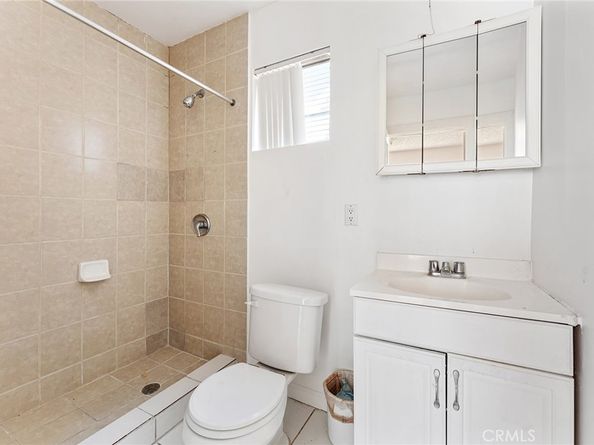 272 S Burlington Avenue, Los Angeles CA 90057