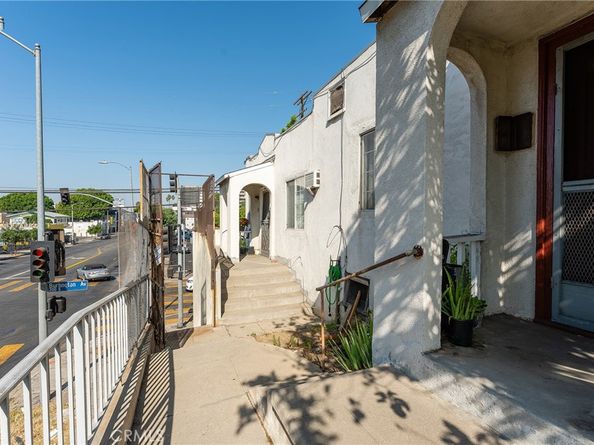 272 S Burlington Avenue, Los Angeles CA 90057