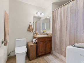 13951 Sherman Way 301, Van Nuys CA 91405