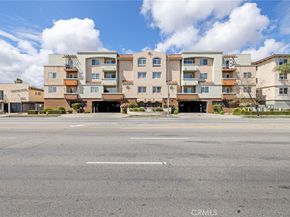 13951 Sherman Way 301, Van Nuys CA 91405
