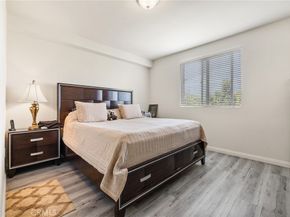 13951 Sherman Way 301, Van Nuys CA 91405