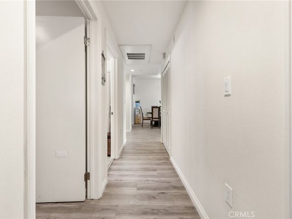 13951 Sherman Way 301, Van Nuys CA 91405