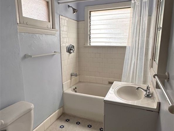 1156 Gordon Street, Los Angeles CA 90038