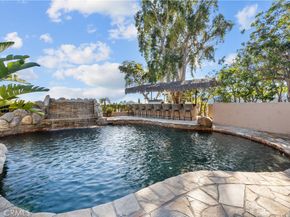 8000 Oceanus Drive, Los Angeles CA 90046