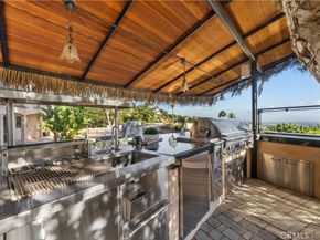 8000 Oceanus Drive, Los Angeles CA 90046