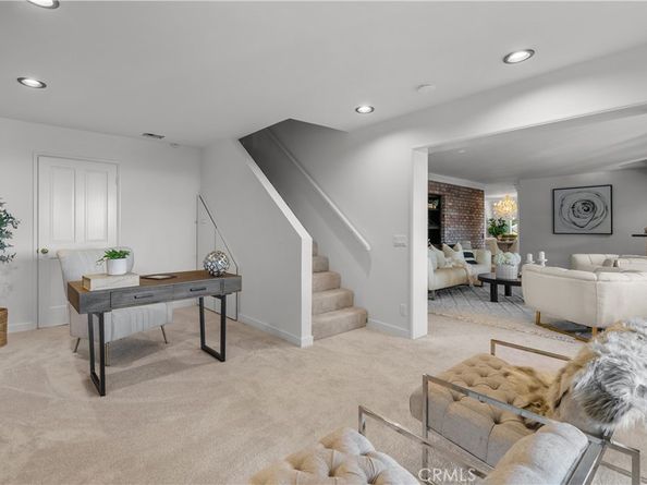 8000 Oceanus Drive, Los Angeles CA 90046