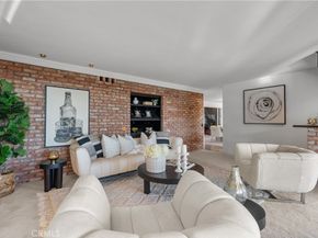 8000 Oceanus Drive, Los Angeles CA 90046