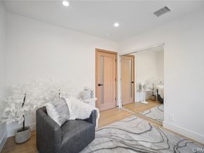 9540 Donna Avenue, Northridge CA 91324